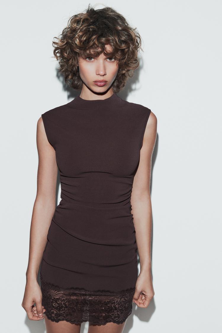 SCULPTING LACE DRESS