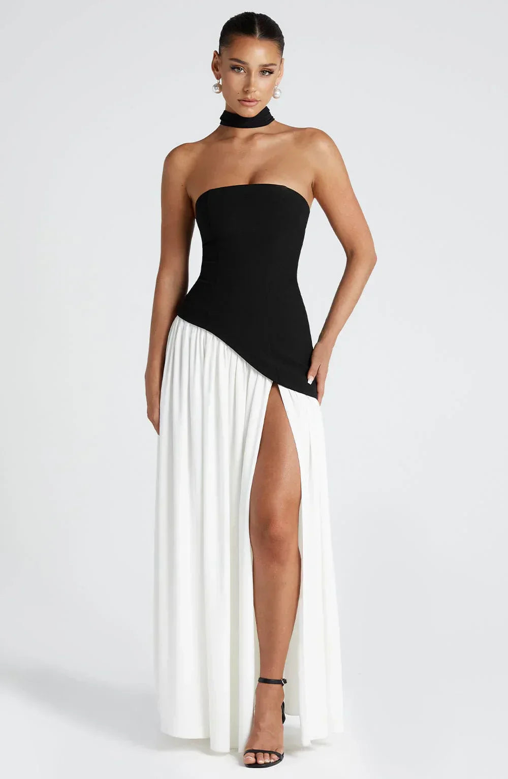 Mia – Sculptural Dress