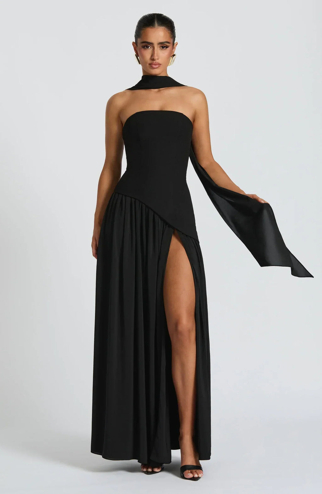 Mia – Sculptural Dress