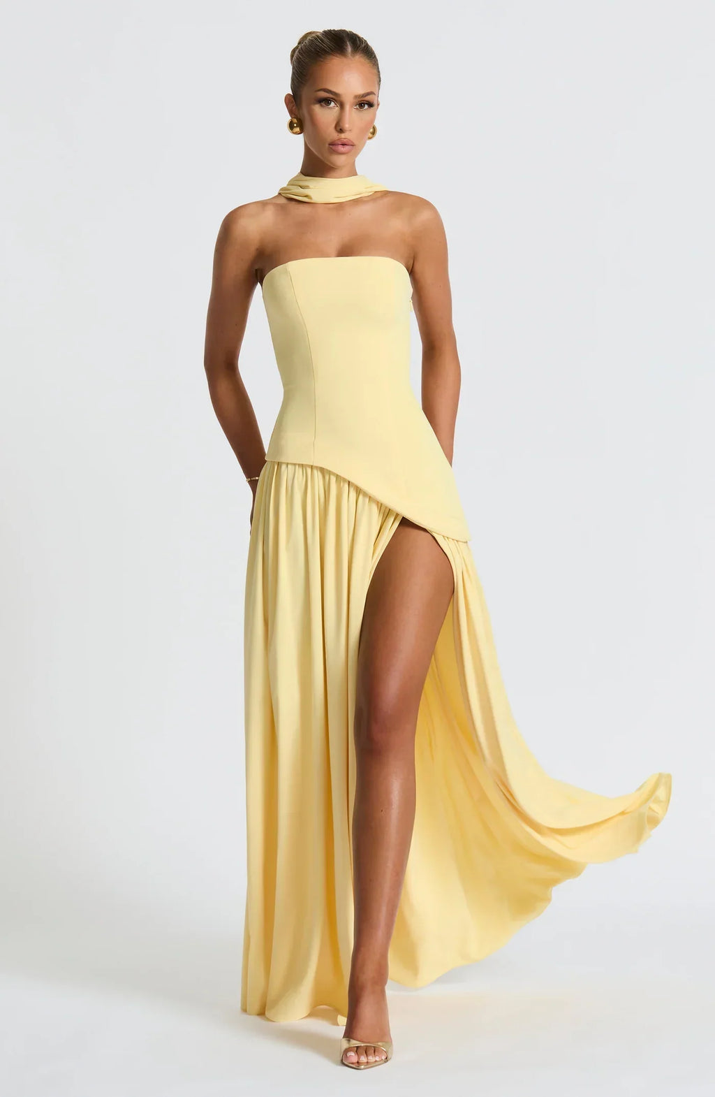Mia – Sculptural Dress