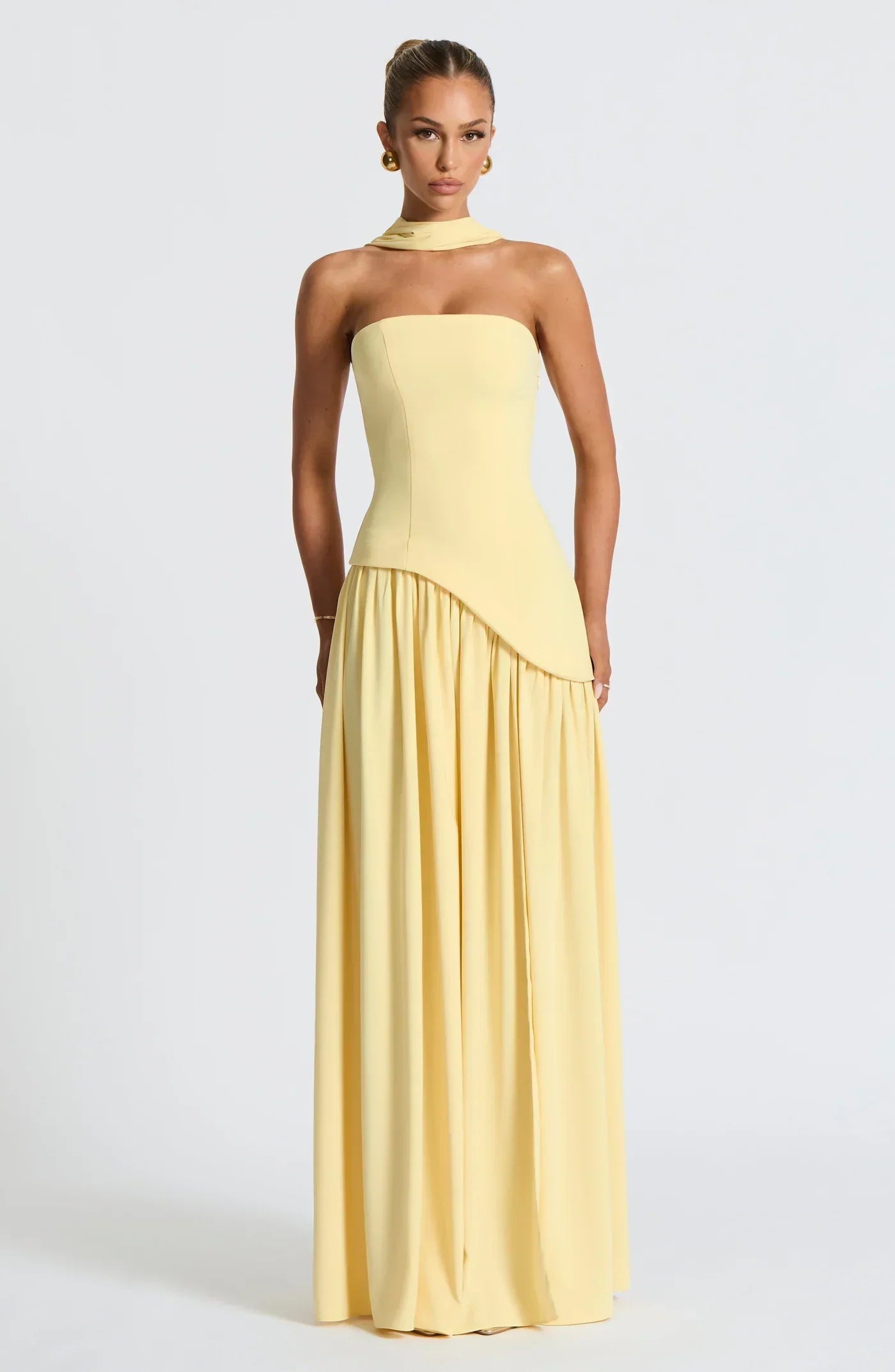 Mia – Sculptural Dress